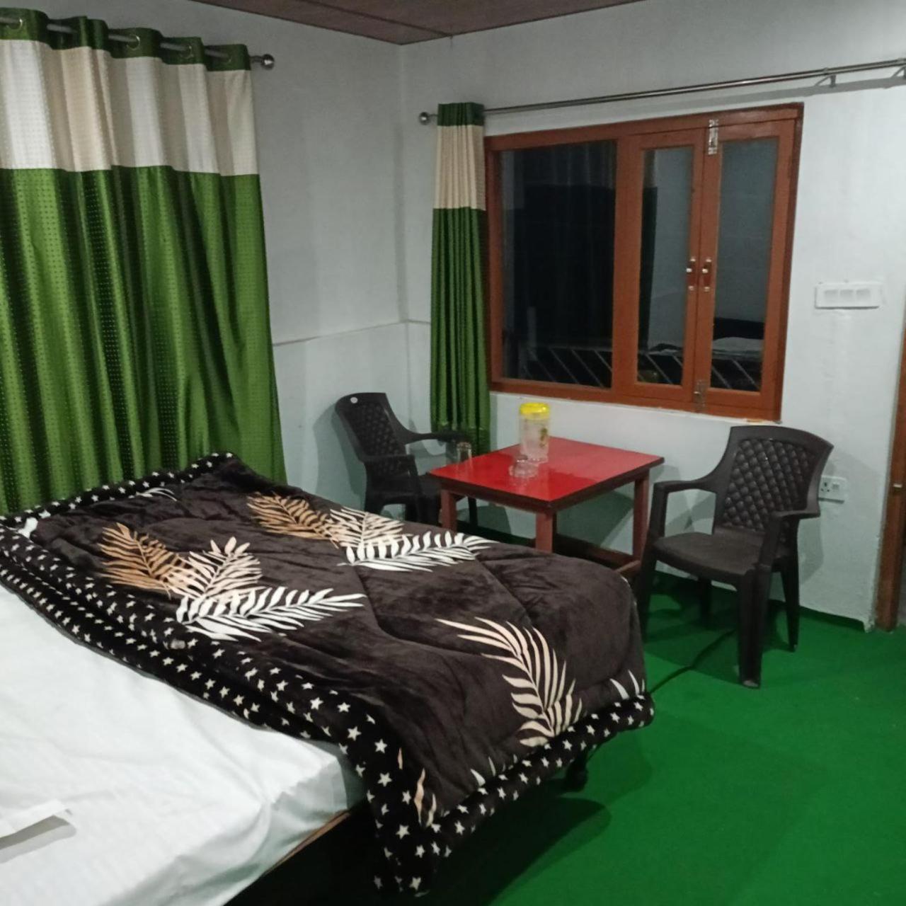 Nanda Devi Stays Joshimath Bagian luar foto